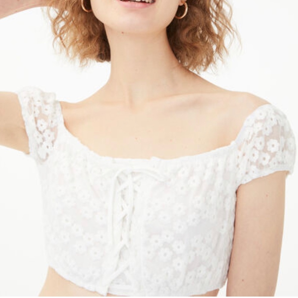 🆕 Aéropostale Lace Up Mesh Crop Top